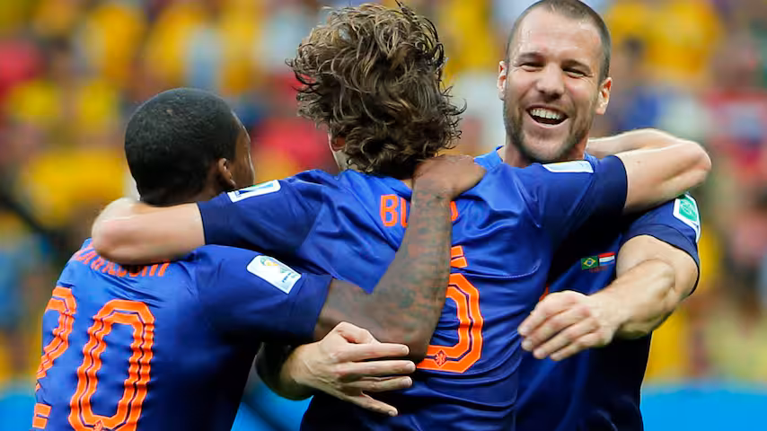 Netherlands 2014 away kit
