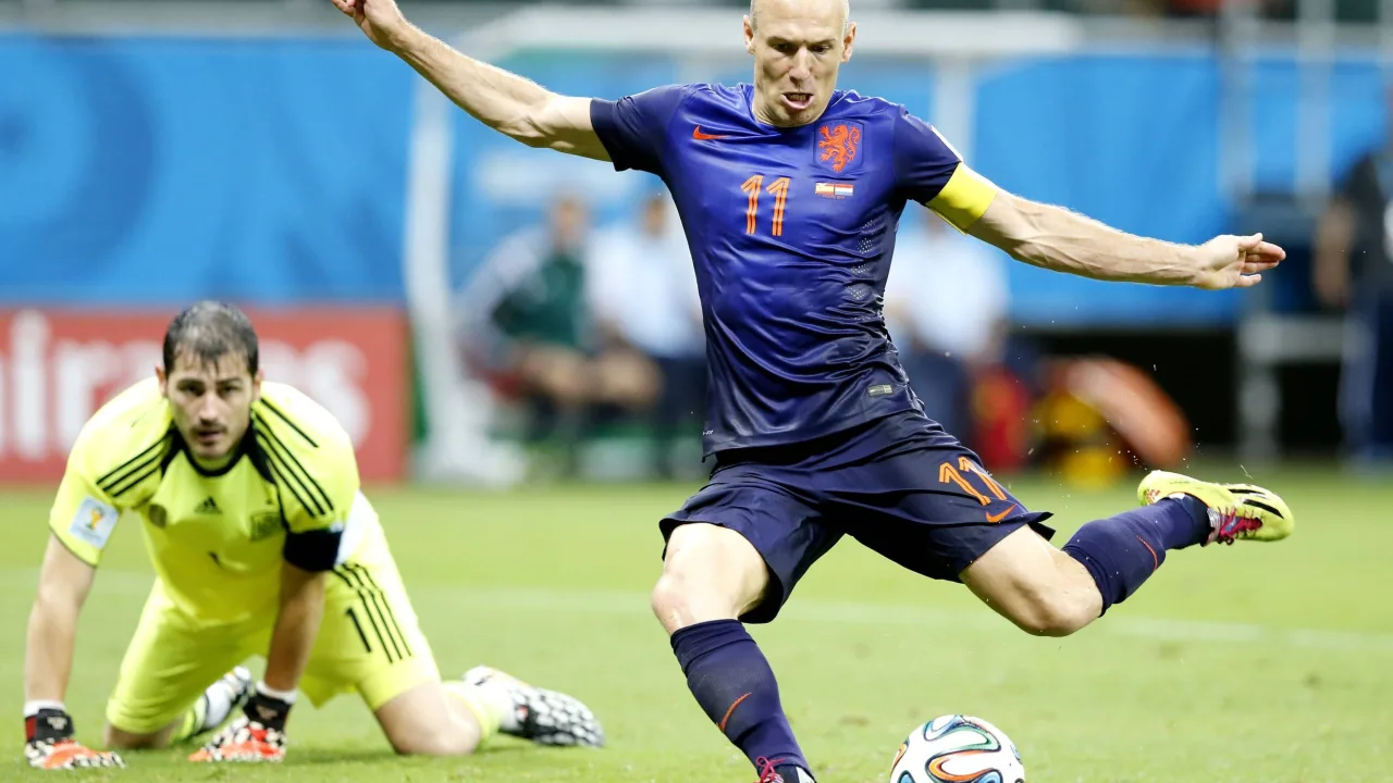 Arjen Robben in the Netherlands 2014 home kit vs Spain